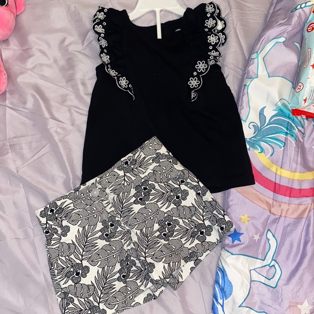 Janie and Jack Black & White top and shorts